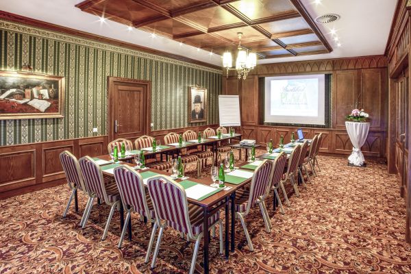 CARLSBAD PLAZA Medical Spa & Wellness (Karlsbad)